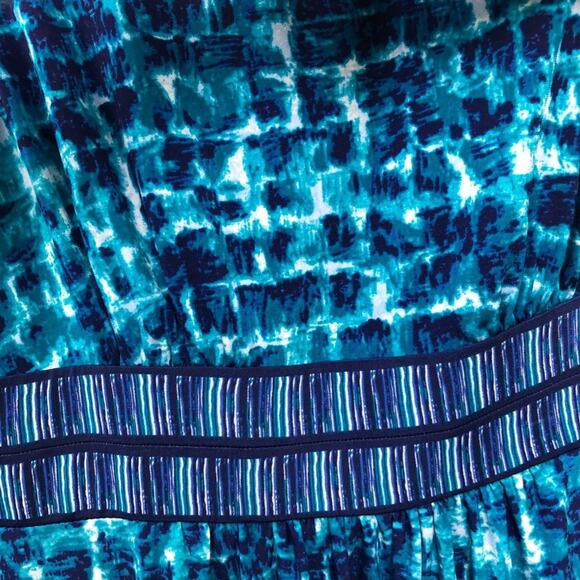 BCBGMAXazria One Shoulder Grecian Maxi Empire Waist Cyan Blue Wave Combo M - Picture 4 of 6